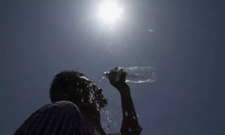 Sweltering in the City of Joy: Kolkata’s scorching heat soars to nearly 40 degrees Celsius.