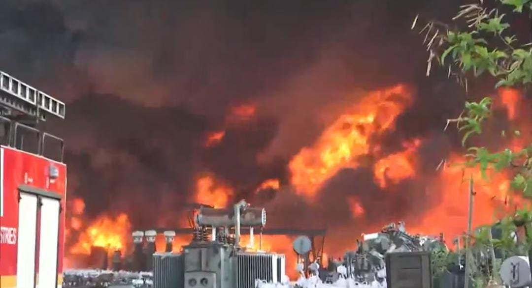 Burned to Ashes: Massive fire breaks out in Raipur Kota’s Power Distribution Company.