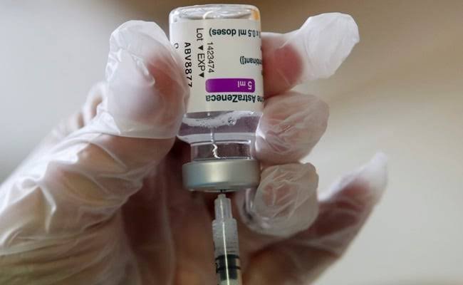 “AstraZeneca Halts Global Rollout: Covid Vaccine Withdrawn Amid Rare Side Effect Concerns”