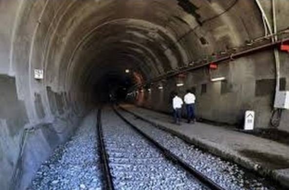 क्या है कश्मीर रेल लाइन का प्रोजेक्ट?